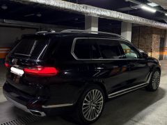 Фото авто BMW X7