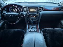 Сүрөт унаа Lexus LX