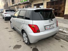 Фото авто Toyota Ist