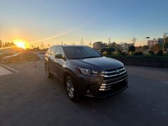 Фото авто Toyota Highlander