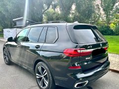 Фото авто BMW X7