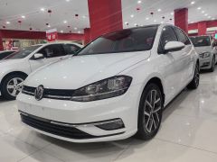 Фото авто Volkswagen Golf