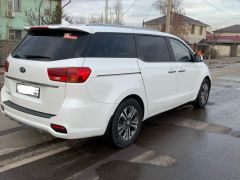 Photo of the vehicle Kia Carnival