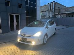 Сүрөт унаа Toyota Prius v (+)