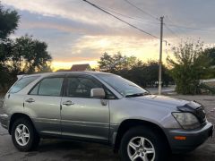 Photo of the vehicle Lexus RX