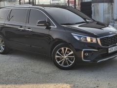 Фото авто Kia Carnival