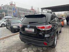 Сүрөт унаа Toyota Highlander