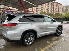 Сүрөт унаа Toyota Highlander