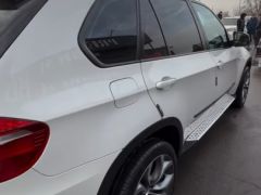 Photo of the vehicle BMW X5