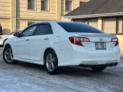 Сүрөт унаа Toyota Camry