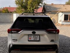 Сүрөт унаа Toyota RAV4