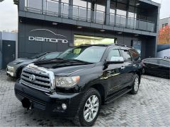 Сүрөт унаа Toyota Sequoia