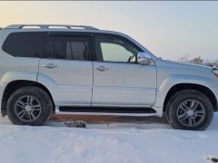 Photo of the vehicle Lexus GX