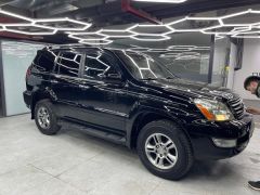 Photo of the vehicle Lexus GX