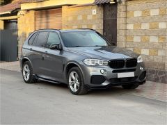 Photo of the vehicle BMW X5