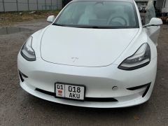 Фото авто Tesla Model 3