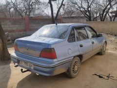 Сүрөт унаа Daewoo Nexia