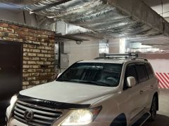 Photo of the vehicle Lexus LX