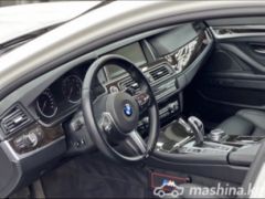 Photo of the vehicle BMW 5 Series