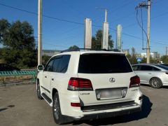 Photo of the vehicle Lexus LX