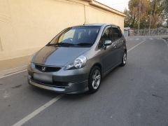 Фото авто Honda Fit