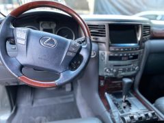 Сүрөт унаа Lexus LX