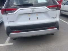 Сүрөт унаа Toyota RAV4