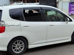 Фото авто Honda Fit