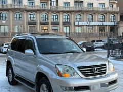 Photo of the vehicle Lexus GX