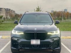 Фото авто BMW X7