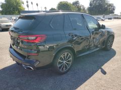 Photo of the vehicle BMW X5