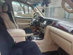 Сүрөт унаа Lexus LX