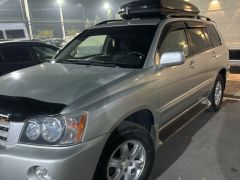 Photo of the vehicle Toyota Highlander