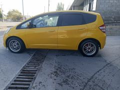 Photo of the vehicle Honda Fit