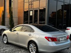 Photo of the vehicle Lexus ES