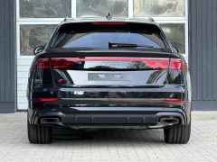 Сүрөт унаа Audi Q8