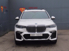 Photo of the vehicle BMW X7