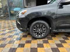 Photo of the vehicle Lexus GX