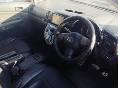 Фото авто Toyota Wish