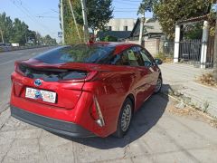 Фото авто Toyota Prius