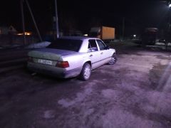 Photo of the vehicle Mercedes-Benz W124