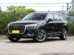 Фото авто Audi Q7