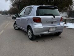 Сүрөт унаа Toyota Vitz