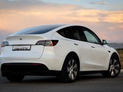 Сүрөт унаа Tesla Model Y