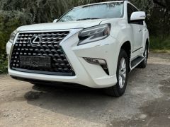 Photo of the vehicle Lexus GX