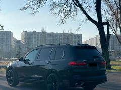 Сүрөт унаа BMW X7