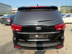 Фото авто Kia Carnival