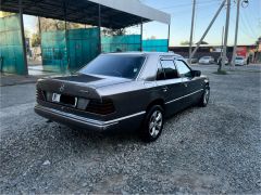 Фото авто Mercedes-Benz W124