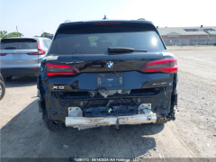 Photo of the vehicle BMW X5