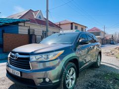 Сүрөт унаа Toyota Highlander